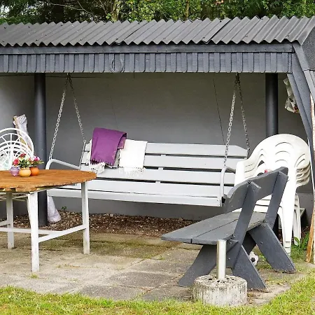 Luxurious Holiday In Near Sea